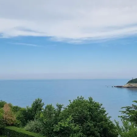 апарт Sea View * 사레보